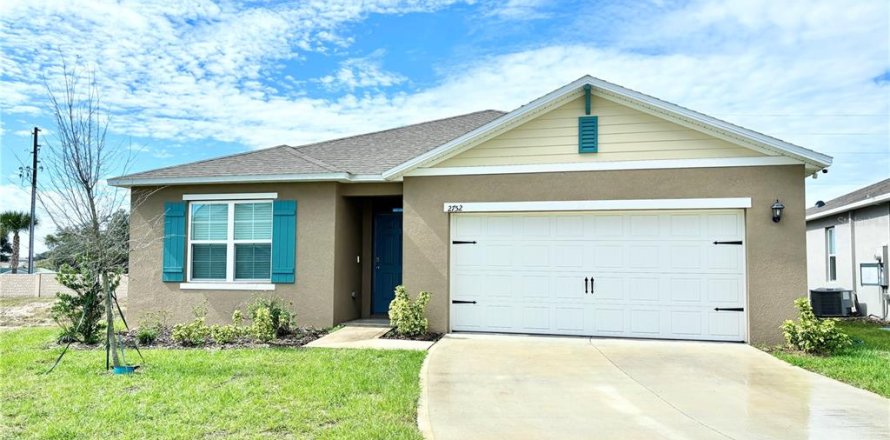 Casa en Davenport, Florida 4 dormitorios, 173.45 m2 № 2198088