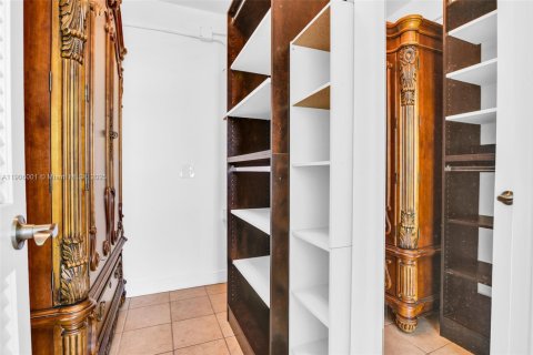 Copropriété à louer à Fort Lauderdale, Floride: 2 chambres, 111.48 m2 № 1956651 - photo 12