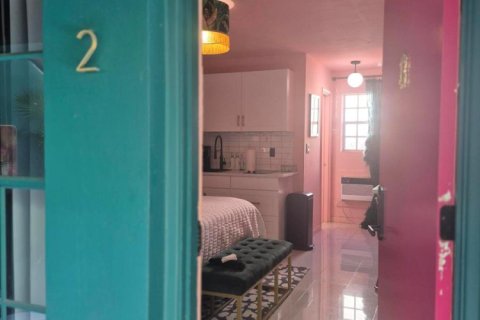 Apartment in Fort Lauderdale, Florida 3 rooms, 35.3 sq.m. № 2249271 - photo 6