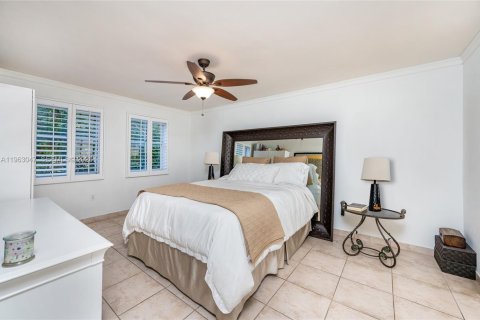 Купить кондоминиум в Корал-Гейблс, Флорида 2 спальни, 95.69м2, № 2023999 - фото 10