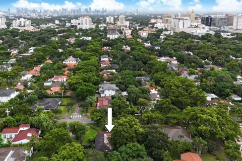 Купить земельный участок в Корал-Гейблс, Флорида № 1930923 - фото 4