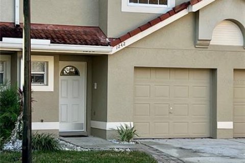 Townhouse in Apopka, Florida 3 bedrooms, 142.14 sq.m. № 2110267