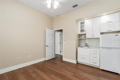 House in Parrish, Florida 3 bedrooms, 191.94 sq.m. № 2142685 - photo 18
