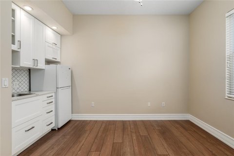 House in Parrish, Florida 3 bedrooms, 191.94 sq.m. № 2142685 - photo 17