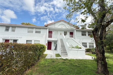 Copropriété à louer à Coral Springs, Floride: 3 chambres, 507.99 m2 № 2064237 - photo 3