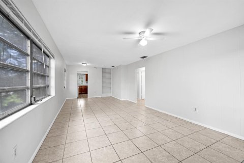 Apartment in Boca Raton, Florida 2 bedrooms, 92.9 sq.m. № 2398058 - photo 2