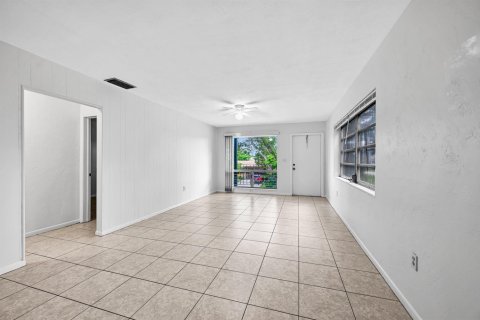 Apartment in Boca Raton, Florida 2 bedrooms, 92.9 sq.m. № 2398058 - photo 6