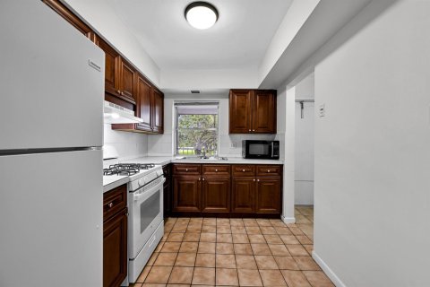 Apartment in Boca Raton, Florida 2 bedrooms, 92.9 sq.m. № 2398058 - photo 7