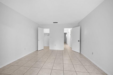 Apartment in Boca Raton, Florida 2 bedrooms, 92.9 sq.m. № 2398058 - photo 12