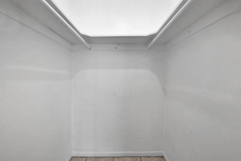 Apartment in Boca Raton, Florida 2 bedrooms, 92.9 sq.m. № 2398058 - photo 13