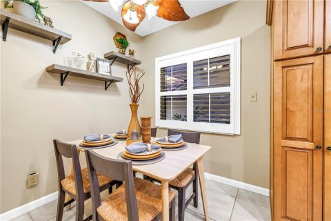 Adosado en venta en Tierra Verde, Florida, 3 dormitorios, 169.08 m2 № 2151387 - foto 14