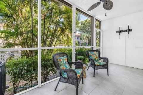 Adosado en venta en Tierra Verde, Florida, 3 dormitorios, 169.08 m2 № 2151387 - foto 16