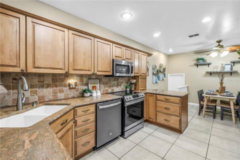 Adosado en venta en Tierra Verde, Florida, 3 dormitorios, 169.08 m2 № 2151387 - foto 11