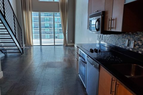 Copropriété à louer à Miami, Floride: 1 chambre, 75.16 m2 № 1934938 - photo 10