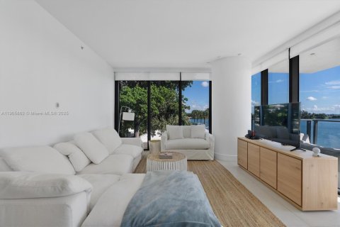 Купить кондоминиум в Майами, Флорида 3 спальни, 151.8м2, № 1974874 - фото 12