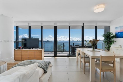 Купить кондоминиум в Майами, Флорида 3 спальни, 151.8м2, № 1974874 - фото 9