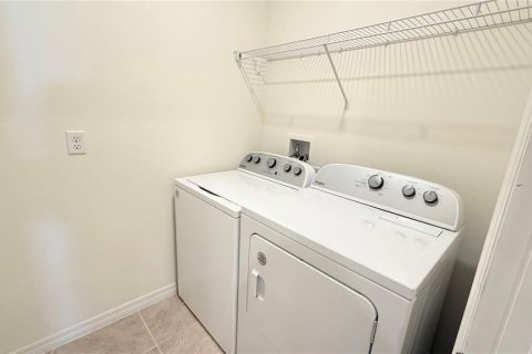 Casa en venta en Davenport, Florida, 4 dormitorios, 171.5 m2 № 1510636 - foto 26