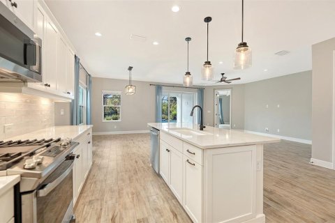 Villa ou maison à vendre à Sarasota, Floride: 4 chambres, 280.47 m2 № 2403314 - photo 18
