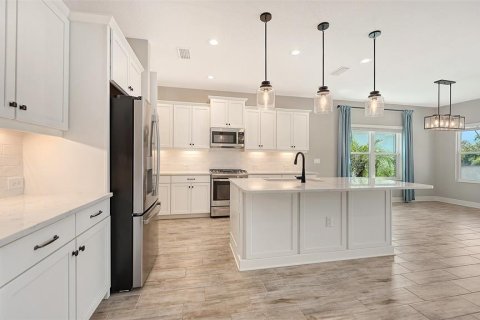 Villa ou maison à vendre à Sarasota, Floride: 4 chambres, 280.47 m2 № 2403314 - photo 15