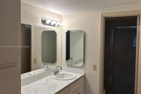 Condominio en alquiler en Sunrise, Florida, 1 dormitorio, 89.19 m2 № 2040340 - foto 15