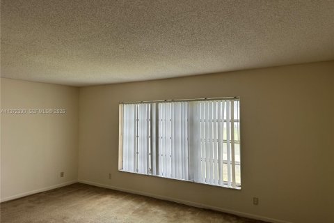 Condominio en alquiler en Sunrise, Florida, 1 dormitorio, 89.19 m2 № 2040340 - foto 9