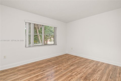 Copropriété à louer à Sunrise, Floride: 2 chambres, 87.7 m2 № 2059591 - photo 16