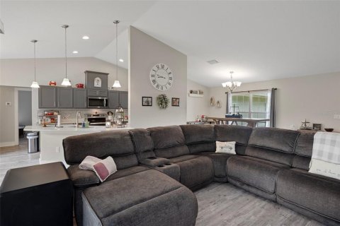 Casa en venta en Weeki Wachee, Florida, 4 dormitorios, 177.54 m2 № 1767794 - foto 10