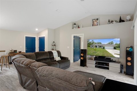 Casa en venta en Weeki Wachee, Florida, 4 dormitorios, 177.54 m2 № 1767794 - foto 8