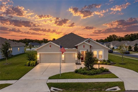Villa ou maison à San Antonio, Floride 4 chambres, 256.22 m2 № 2403640