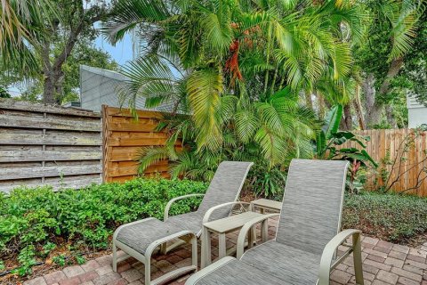 House in Sarasota, Florida 2 bedrooms, 102.01 sq.m. № 2195297 - photo 27
