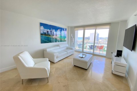 Condominio en Miami Beach, Florida, 1 dormitorio № 2053552