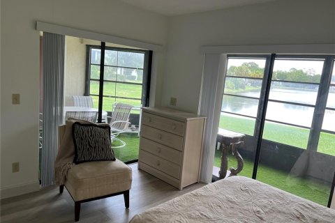 Condo in Oldsmar, Florida, 2 bedrooms  № 2235519 - photo 18