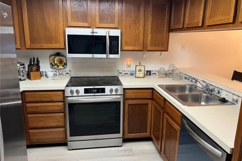 Condo in Oldsmar, Florida, 2 bedrooms  № 2235519 - photo 4