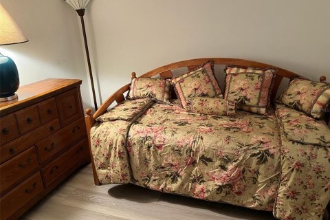 Condo in Oldsmar, Florida, 2 bedrooms  № 2235519 - photo 23