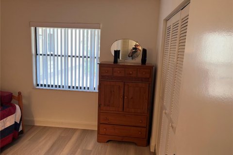 Condo in Oldsmar, Florida, 2 bedrooms  № 2235519 - photo 25