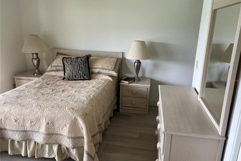 Condo in Oldsmar, Florida, 2 bedrooms  № 2235519 - photo 14