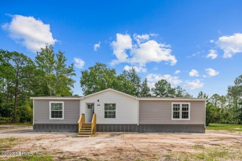 House in Keystone Heights, Florida 3 bedrooms, 145.67 sq.m. № 774190 - photo 1