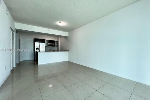 Condo in Miami, Florida, 1 bedroom № 1983639 - photo 7