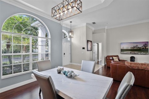 House in Orlando, Florida 4 bedrooms, 205.41 sq.m. № 1795987 - photo 10