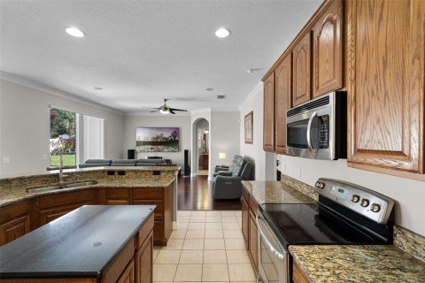 House in Orlando, Florida 4 bedrooms, 205.41 sq.m. № 1795987 - photo 18
