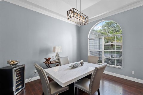 House in Orlando, Florida 4 bedrooms, 205.41 sq.m. № 1795987 - photo 9