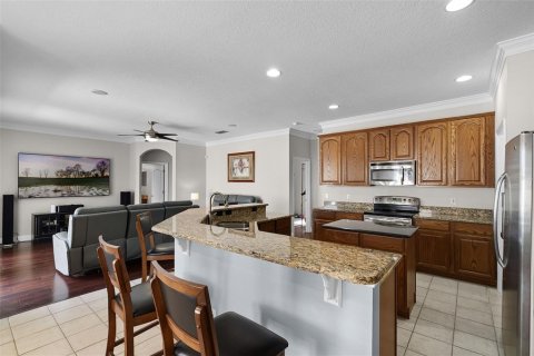 House in Orlando, Florida 4 bedrooms, 205.41 sq.m. № 1795987 - photo 15
