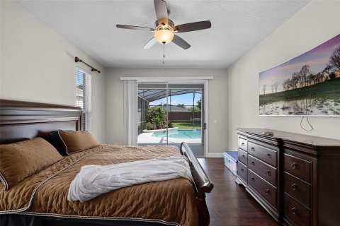 House in Orlando, Florida 4 bedrooms, 205.41 sq.m. № 1795987 - photo 25