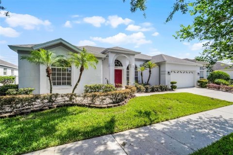 House in Orlando, Florida 4 bedrooms, 205.41 sq.m. № 1795987 - photo 1
