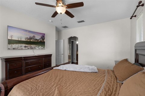 House in Orlando, Florida 4 bedrooms, 205.41 sq.m. № 1795987 - photo 27