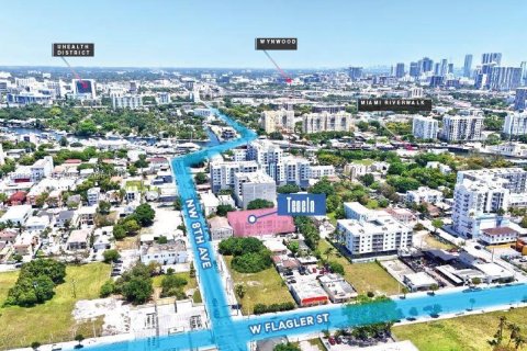 Commercial property in Miami, Florida 910.81 sq.m. № 2086594 - photo 12