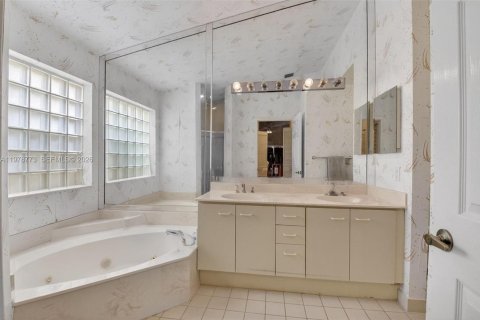 Villa ou maison à vendre à Delray Beach, Floride: 3 chambres, 189.06 m2 № 2052075 - photo 15