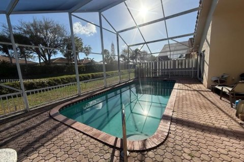 Villa ou maison à vendre à Delray Beach, Floride: 3 chambres, 189.06 m2 № 2052075 - photo 2