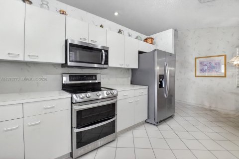 Villa ou maison à vendre à Delray Beach, Floride: 3 chambres, 189.06 m2 № 2052075 - photo 9