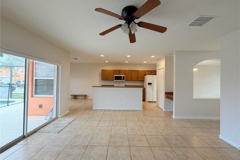 Villa ou maison à vendre à Davenport, Floride: 5 chambres, 277.22 m2 № 2388638 - photo 15